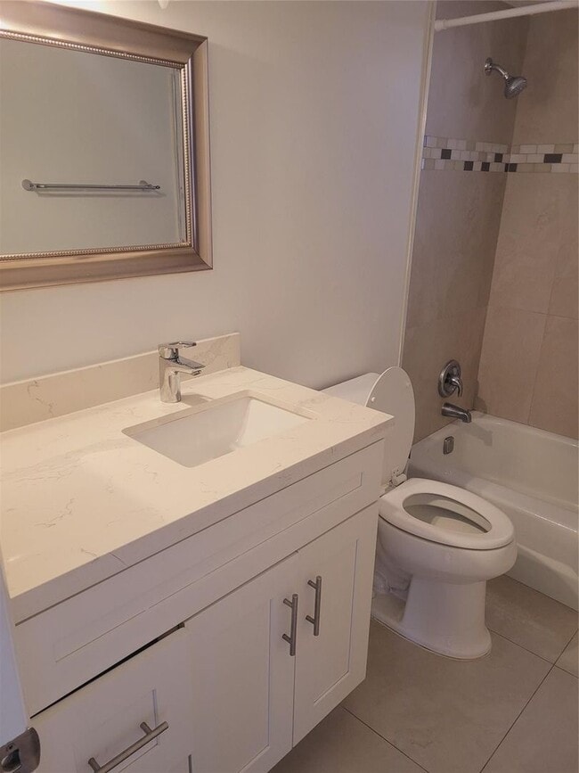 Foto del edificio - 770 NE 38th St