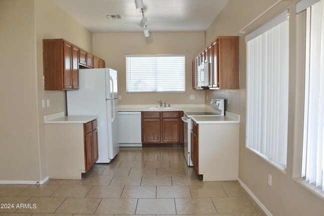 Foto del edificio - 13661 W Ocotillo Ln