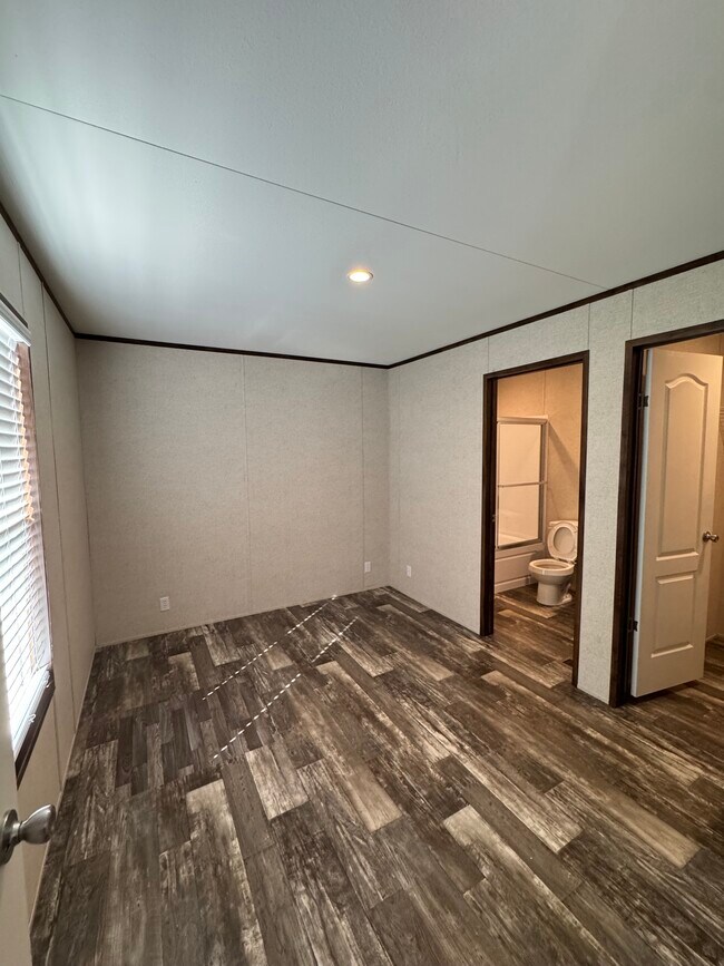 Primario - 5695 Indian Trl