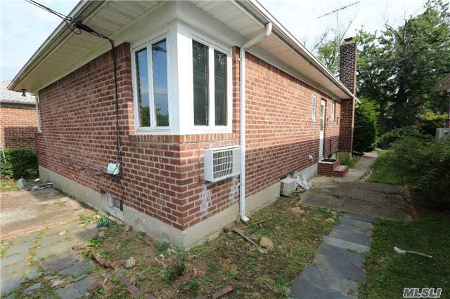 Building Photo - 169-15-169-69 69th Ave