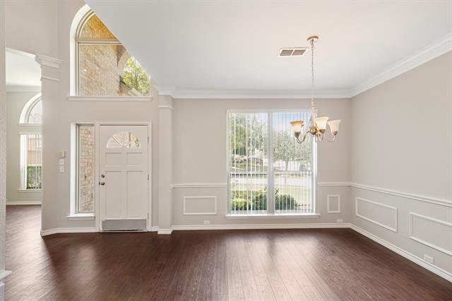 Building Photo - 2692 Pinehurst Dr