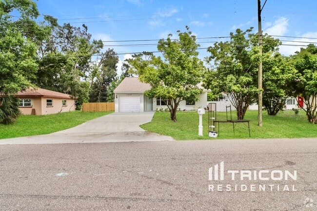 Building Photo - 15357 Westminister Ave