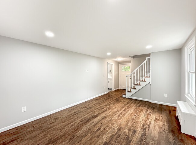 Foto del edificio - 85 Cold Spring Cir