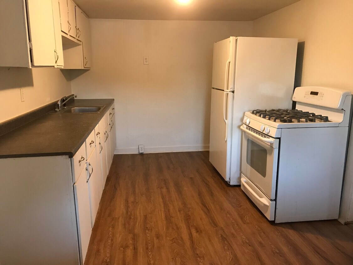 3932 Burlington Ave, Oroville, CA 95966 House Rental in Oroville, CA