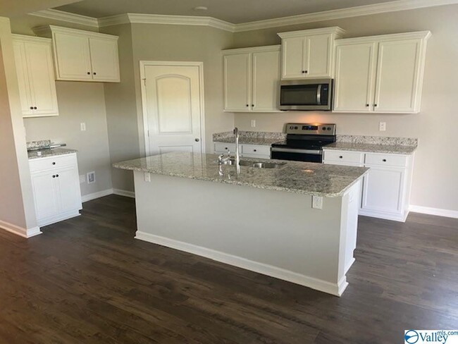 Building Photo - 141 Blackburn Trace