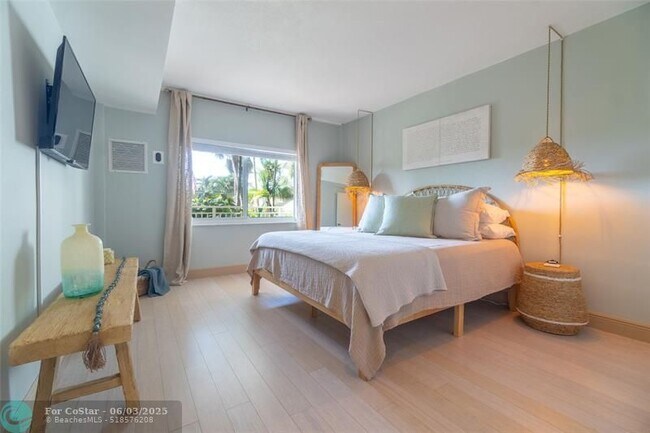 Foto del edificio - 6520 N Ocean Blvd