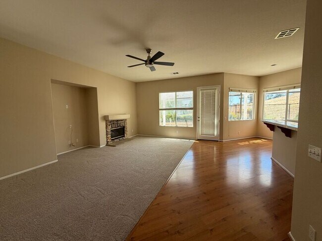 Foto del edificio - 41019 Promenade Chardonnay Hls