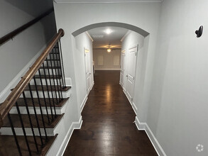 Building Photo - 6031 Villa Ford Ln