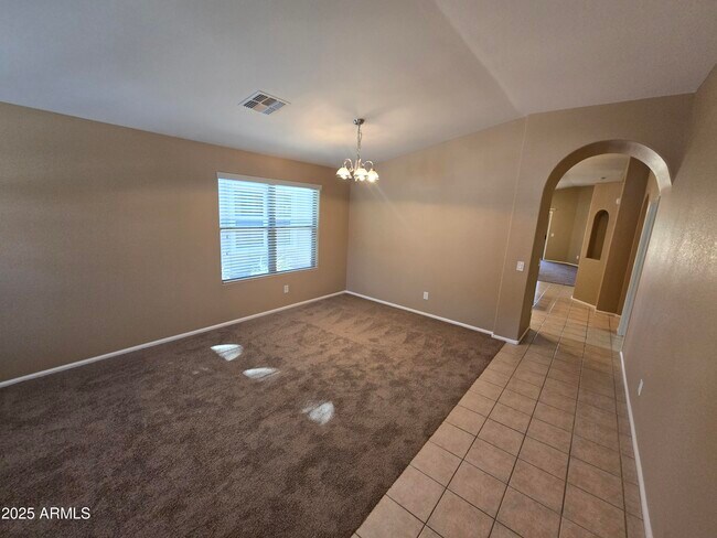 Foto del edificio - 3412 S Luiseno Blvd