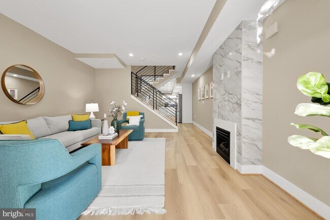 Foto del edificio - 3620 13th St NW