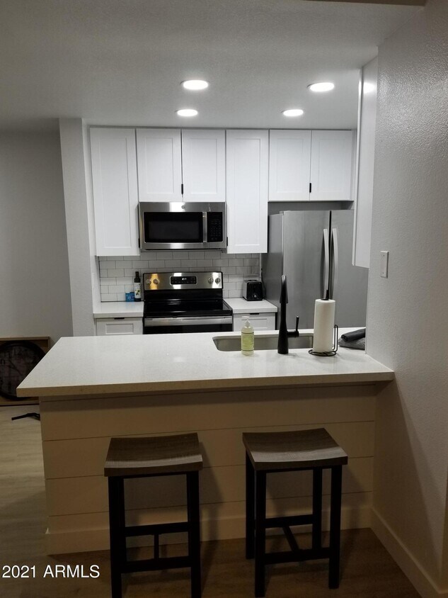 8055 Thomas Rd Unit C207, Scottsdale, AZ 85251 Room for Rent in