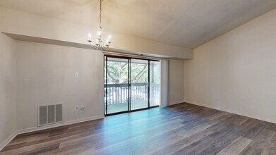 Interior Photo - Calvert's Walk