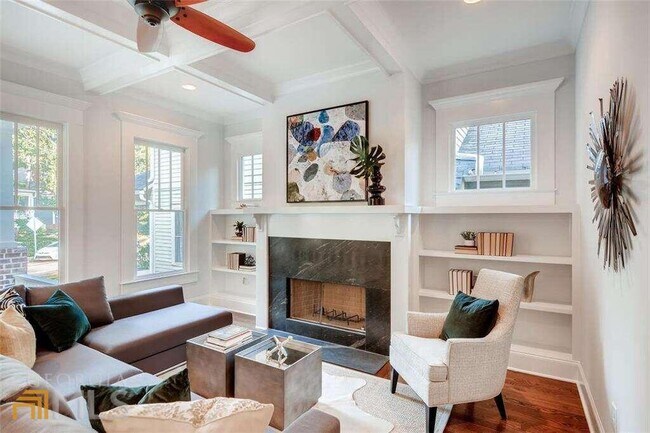 Foto del edificio - 993 Albion Ave NE