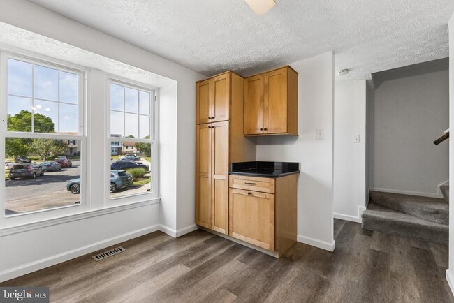 Building Photo - 2711 Neman Ct