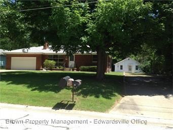 Building Photo - 129 Saint Clair Dr
