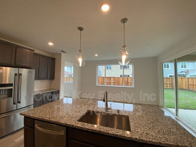 Building Photo - 2789 Penrose Ln