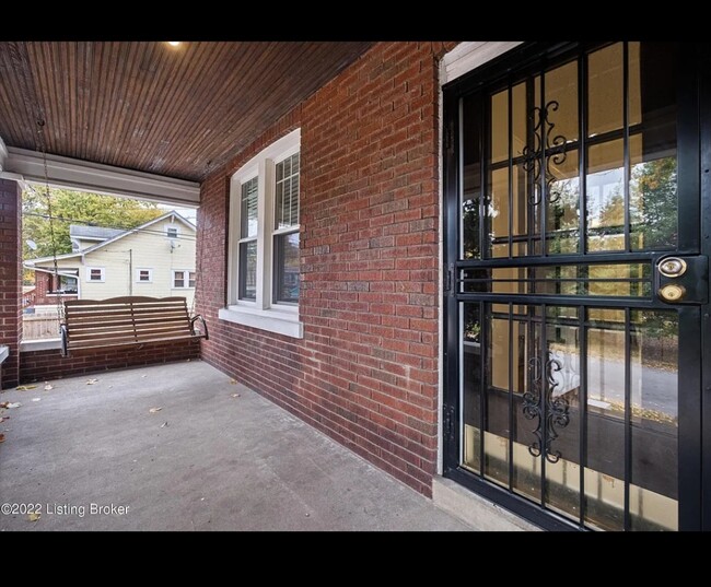 Building Photo - 310 W Lansing Ave