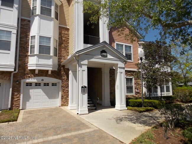 Foto del edificio - 8550 Touchton Rd