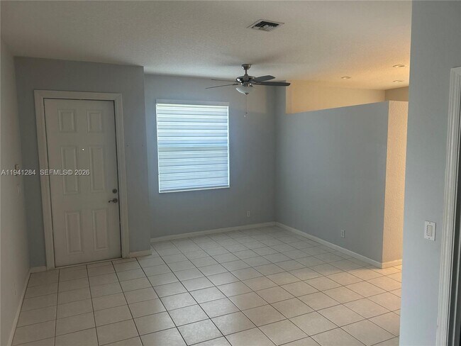 Foto del edificio - 11707 NW 47th Dr