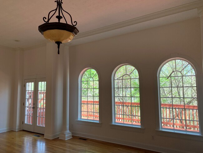 Foto del edificio - 360 Wild Turkey Rd