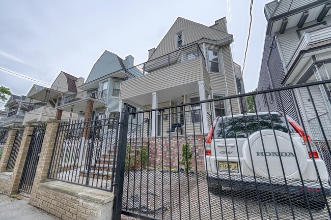 Building Photo - 46-48 Wegman Pkwy