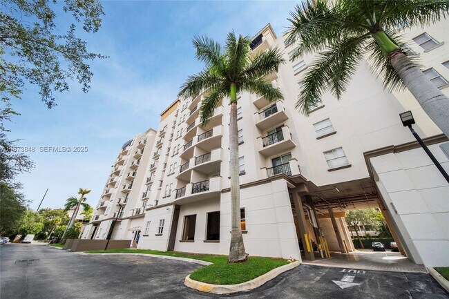 Foto del edificio - 9021 SW 94th St