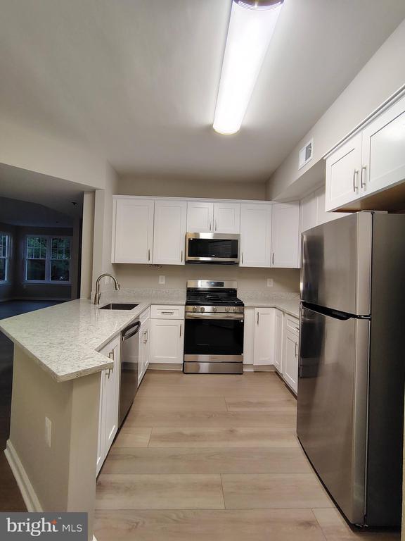 Foto del edificio - 1641 International Dr