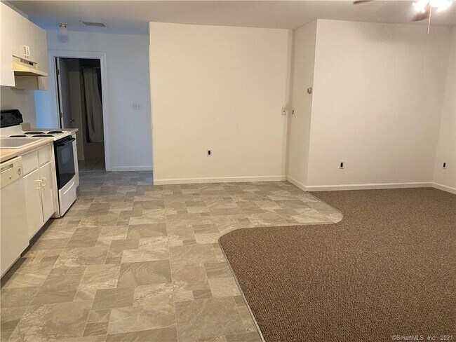 Building Photo - 10 Collins St