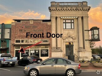 Building Photo - 102 N Locust St