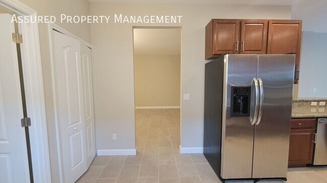 Foto del edificio - 3012 Carley Estates Ct