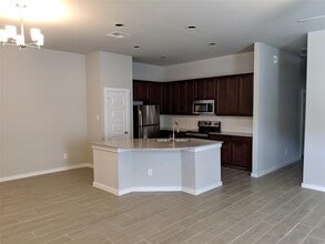 Building Photo - 25140 Pacific Wren Dr