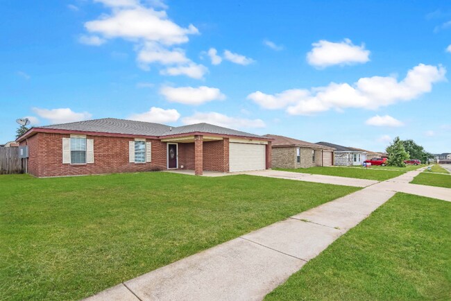 Building Photo - 4313 Janelle Dr