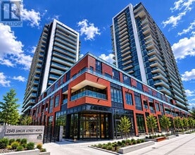 Building Photo - 2545 Simcoe St N