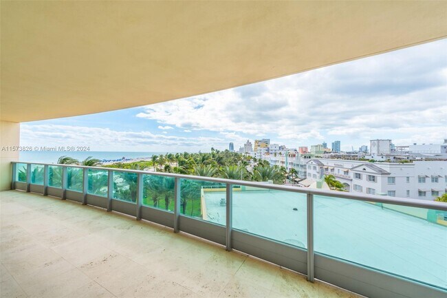 Building Photo - 1455 Ocean Dr