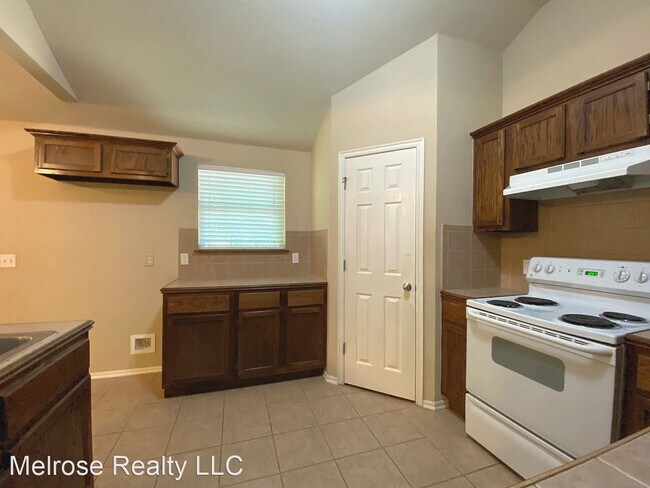Foto del edificio - 4 br, 2 bath House - 1531 Silver Creek Circle