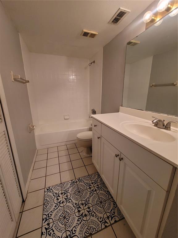 Building Photo - 4666 Pembrook Pl