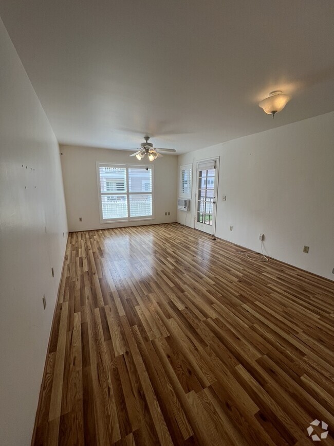 Building Photo - 10 Piwai Ln