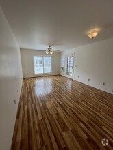 Building Photo - 10 Piwai Ln