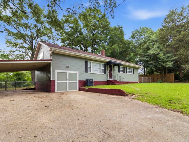 Foto del edificio - 1388 Boiling Springs Rd