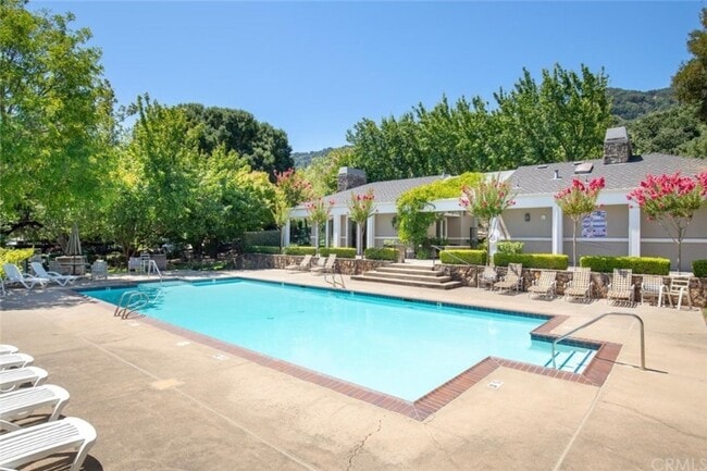 Building Photo - 7949 Winged Foot Ct