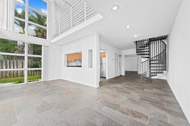 Foto del edificio - 1490 SE 15th St