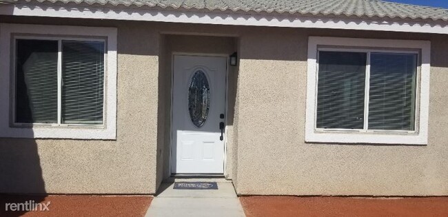 Building Photo - 3 br, 2 bath House - 1080 Warehouse Rd