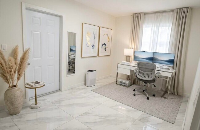 Foto del edificio - 1029 Omar Rd