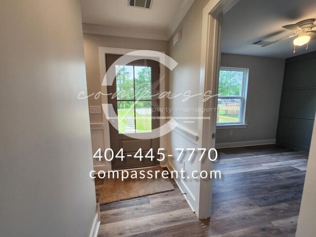 Building Photo - 229 Evergreen Trail SE