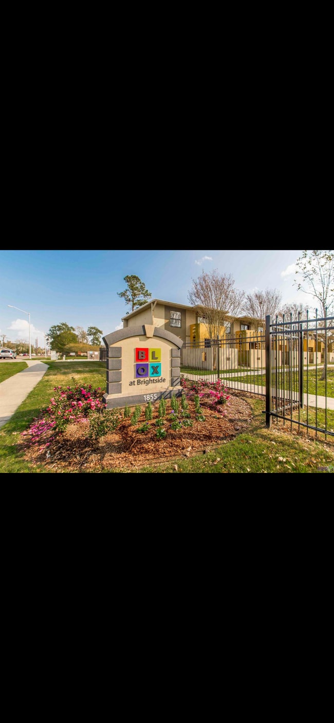 Foto del edificio - 1855 Brightside Dr