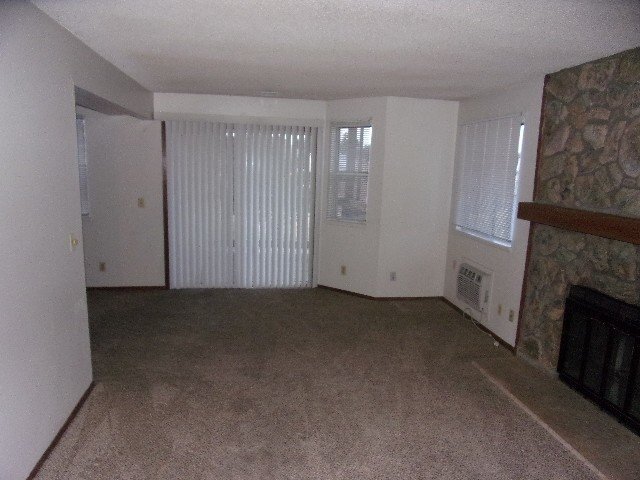Building Photo - 17672 E Loyola Dr