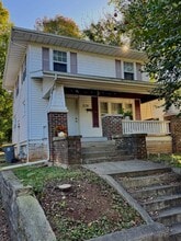 Building Photo - 529 S Washington St