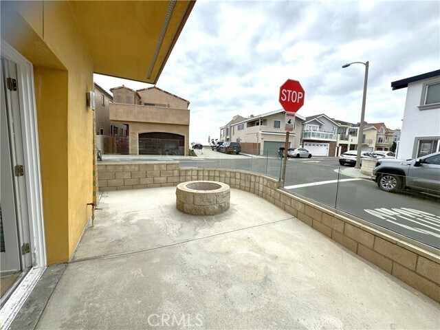 Foto del edificio - 4510 Seashore Dr