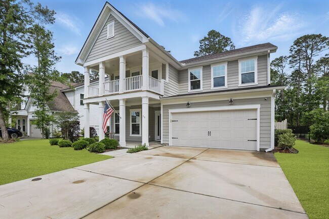 Foto del edificio - Spacious 5 Bedroom Home in Richmond Hill’s Waterways Community