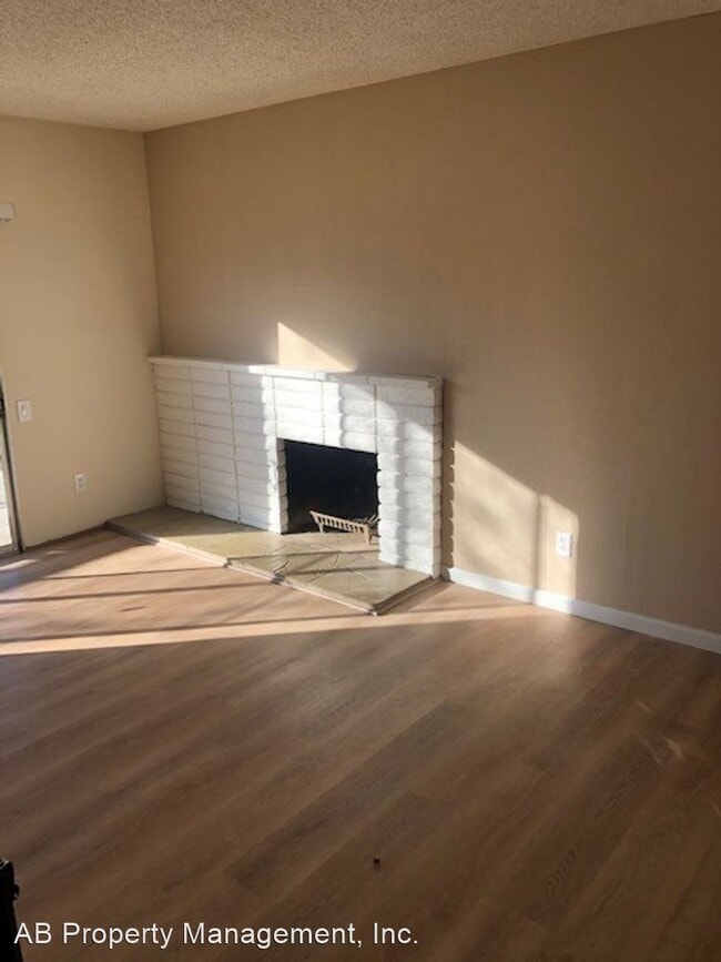 Building Photo - 3 br, 2 bath House - 845 Sunset Drive